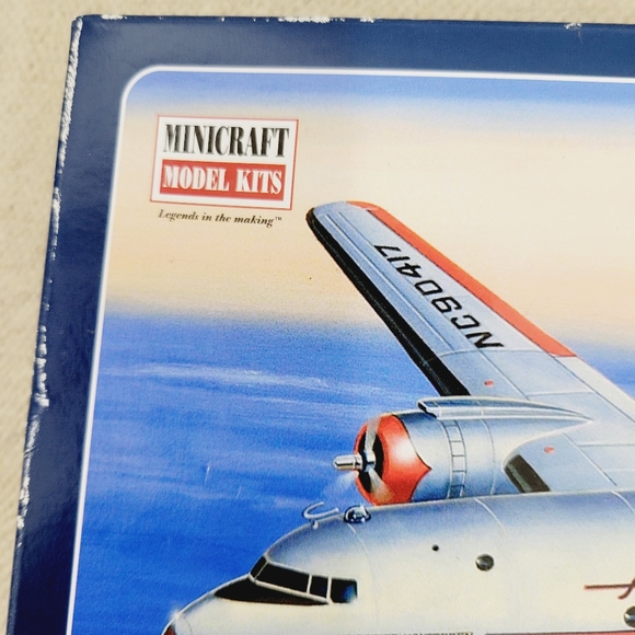 Minicraft Model Airplane Kit American Airlines DC-4 Mini Decals 1:144 - Picture 5 of 14